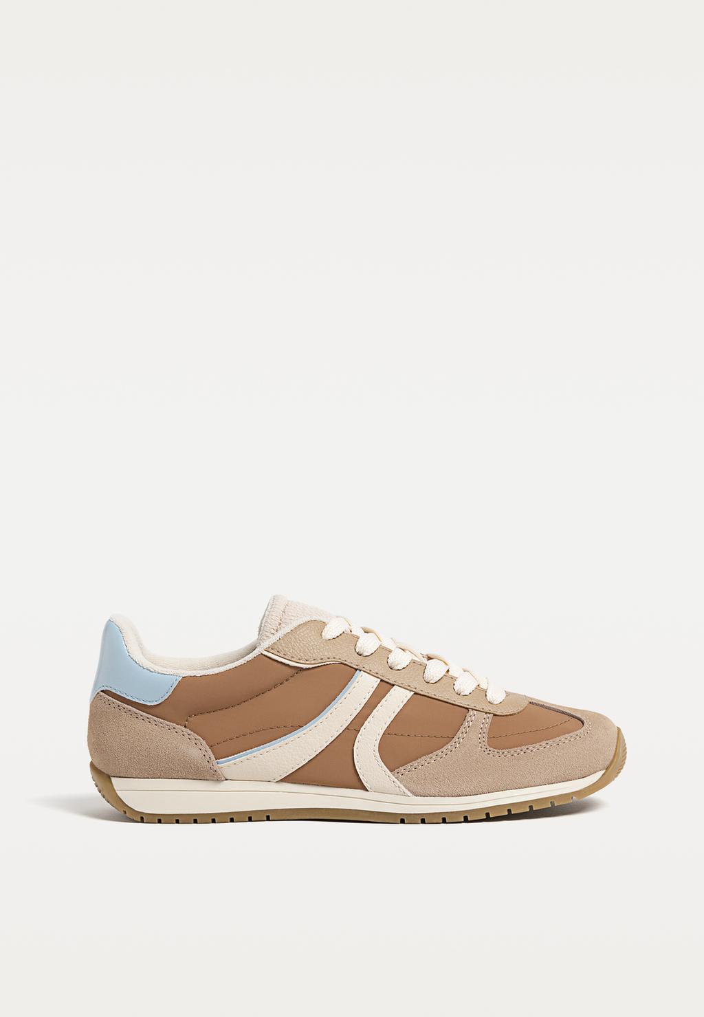 Retro trainers