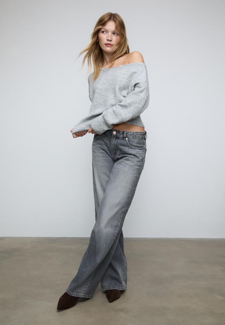 Stradivarius Pletený Sveter S Lodičkovým Výstrihom A Jemným Dotykom Grey Melange Xl