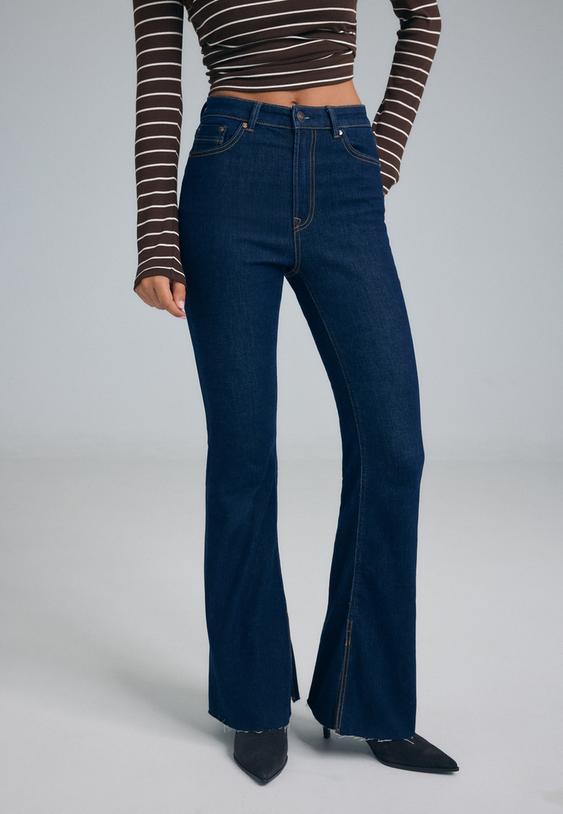d74 flared split jeans