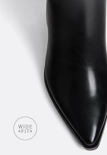 WIDE-LEG. High-heeled boots — BLACK  4