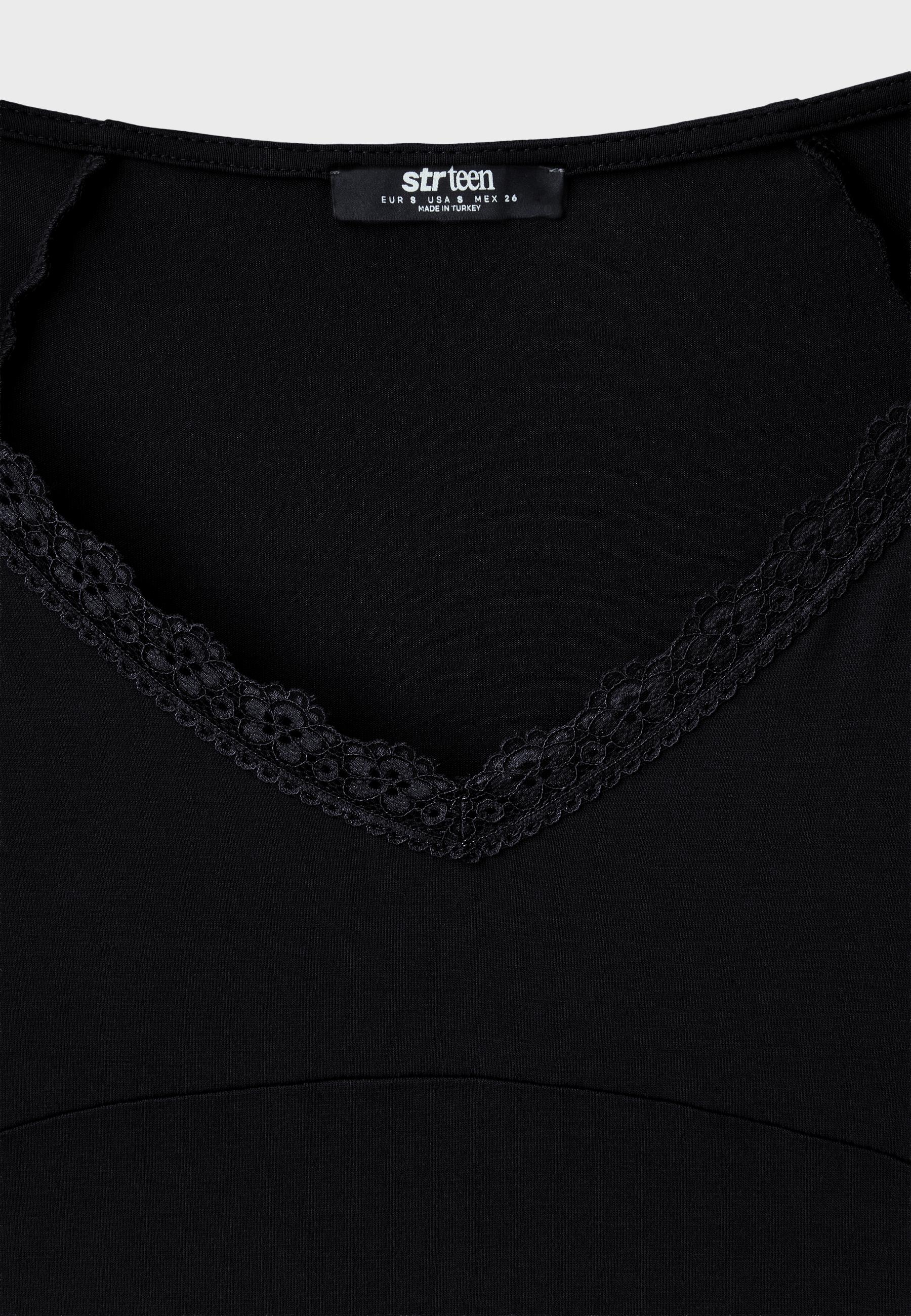 Stradivarius Göğüs altı detaylı uzun kollu dantel t-shirt