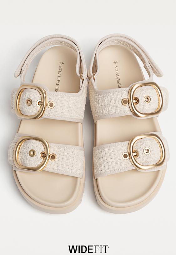 Stradivarius Ευρυχωρη Εφαρμογη. Γυναικείο Flat Σανδάλι Από Ύφασμα Εκρού 35