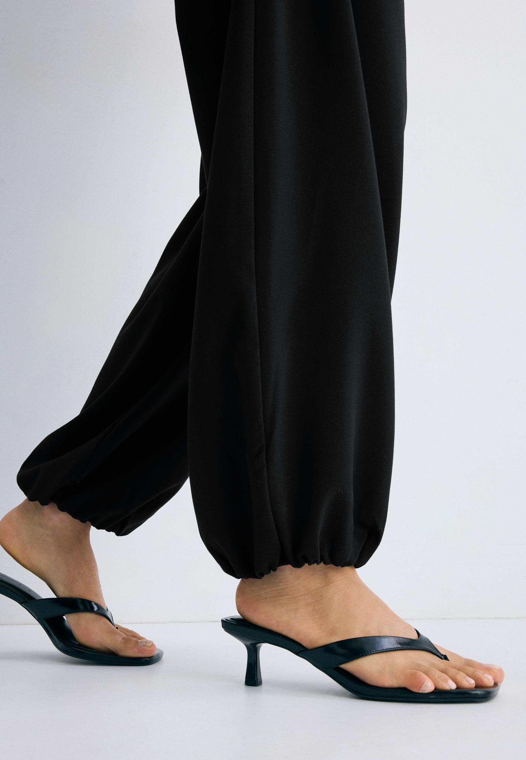 Smart balloon fit trousers — Black