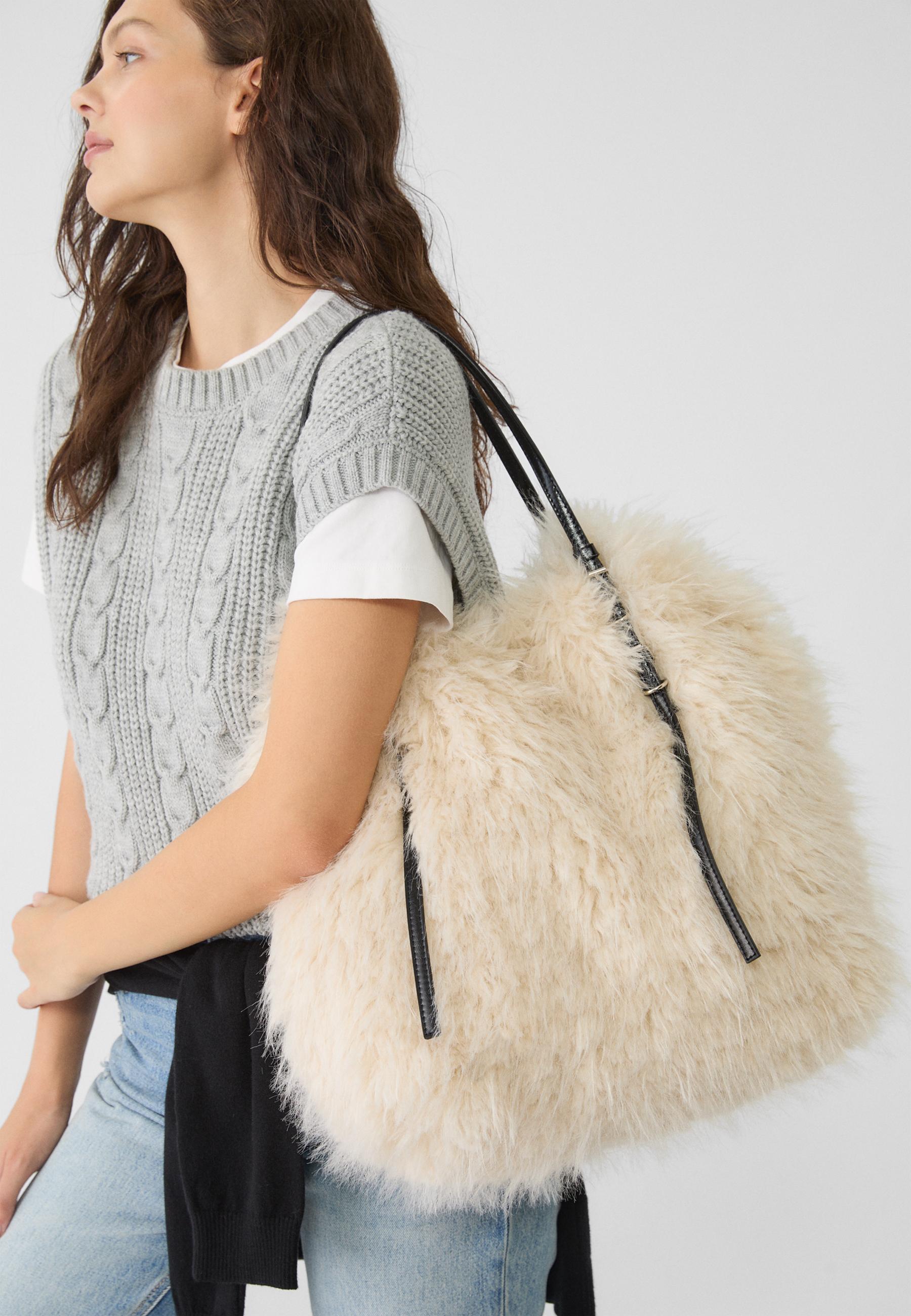 Contrast faux fur bag