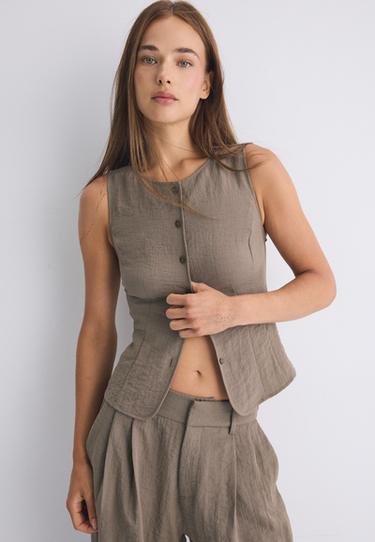 Buttoned waistcoat — Brown 2