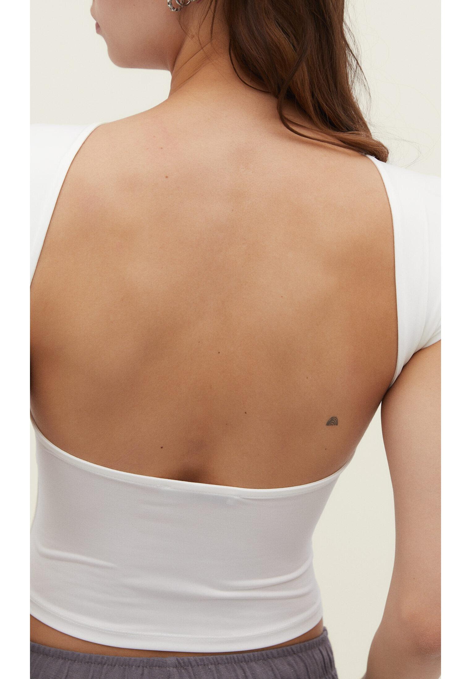 Open-back T-shirt — Ecru