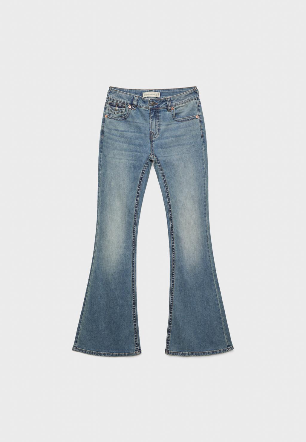 D04 low rise flared jeans