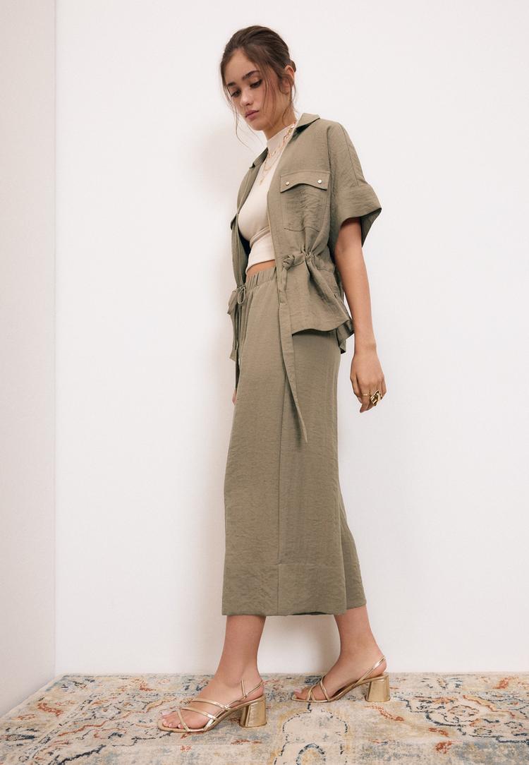 Stradivarius Παντελόνι Culotte Με Φούντα 0-456 S