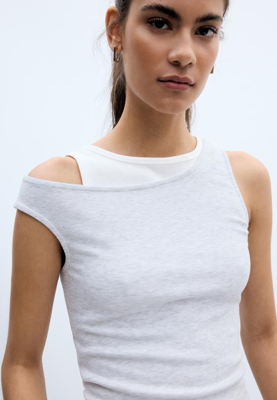 camiseta doble prenda