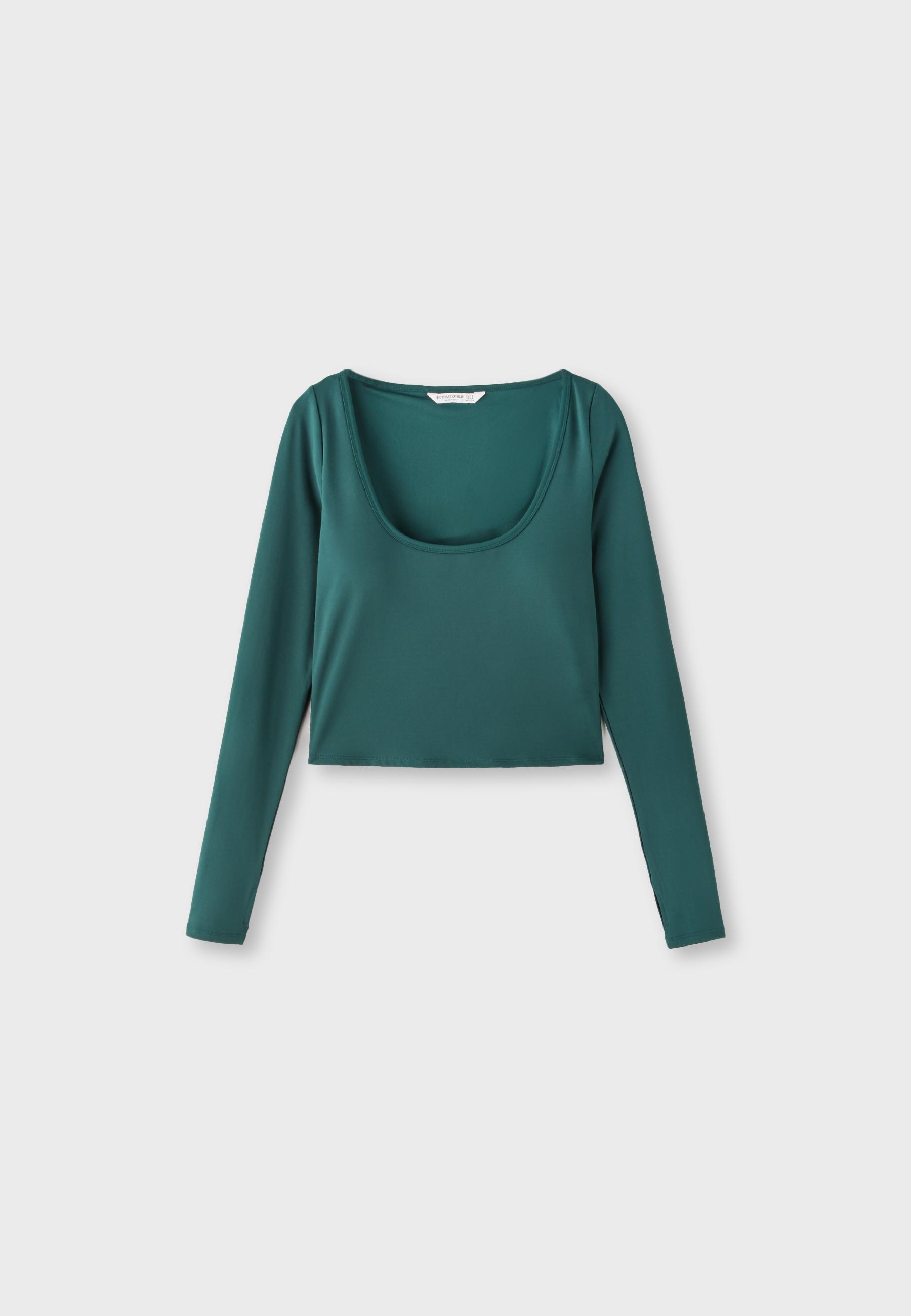 Camiseta cuello olla manga larga copas