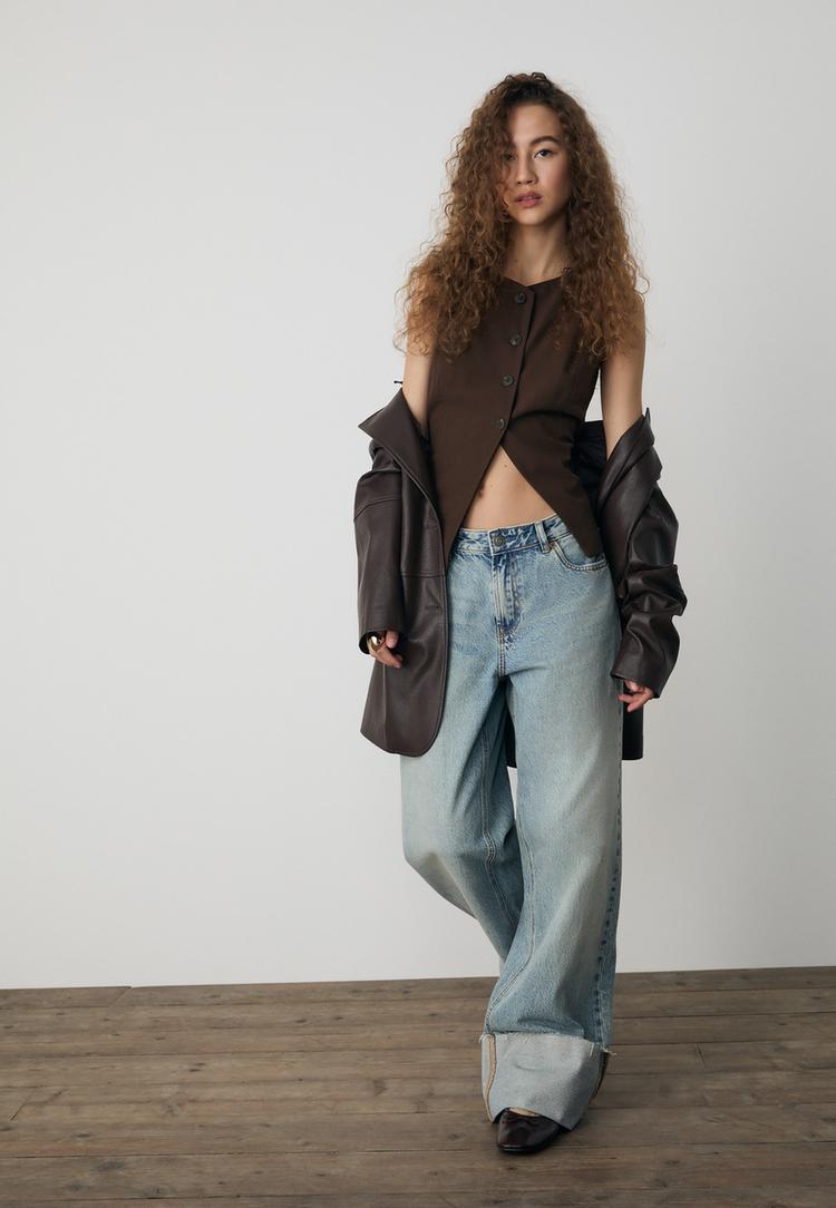 chaleco regular botones