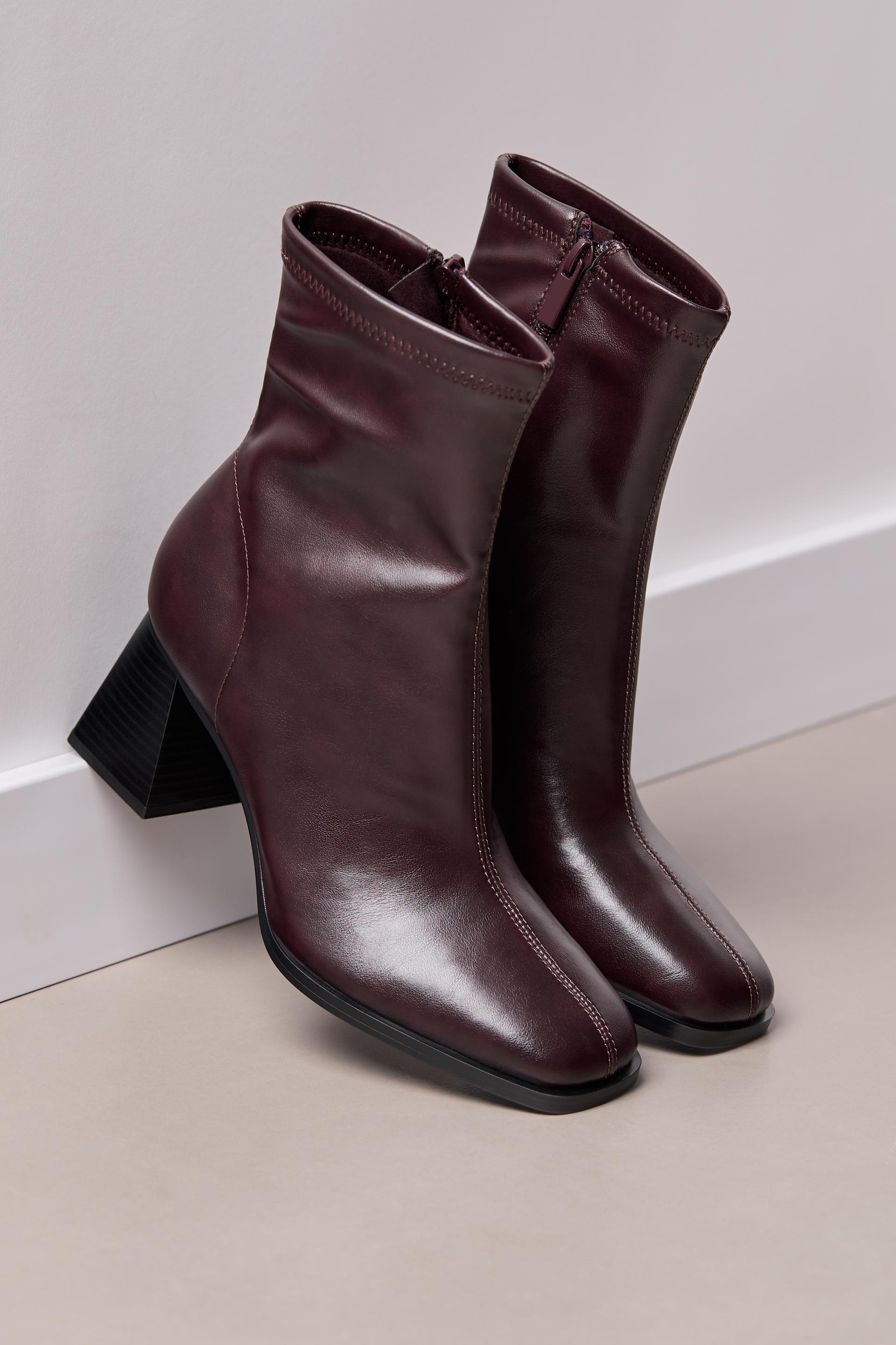 Bottines à talon large - Bottines femme | Stradivarius France