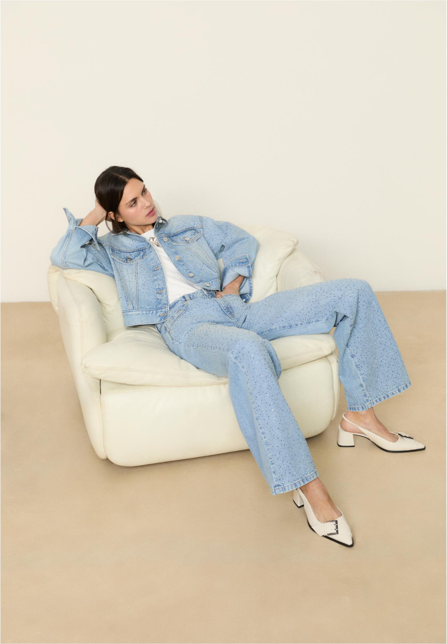 Straight-leg jeans with rhinestones — MEDIUM BLUE DENIM