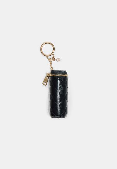 Quilted wash bag charm — Black 1