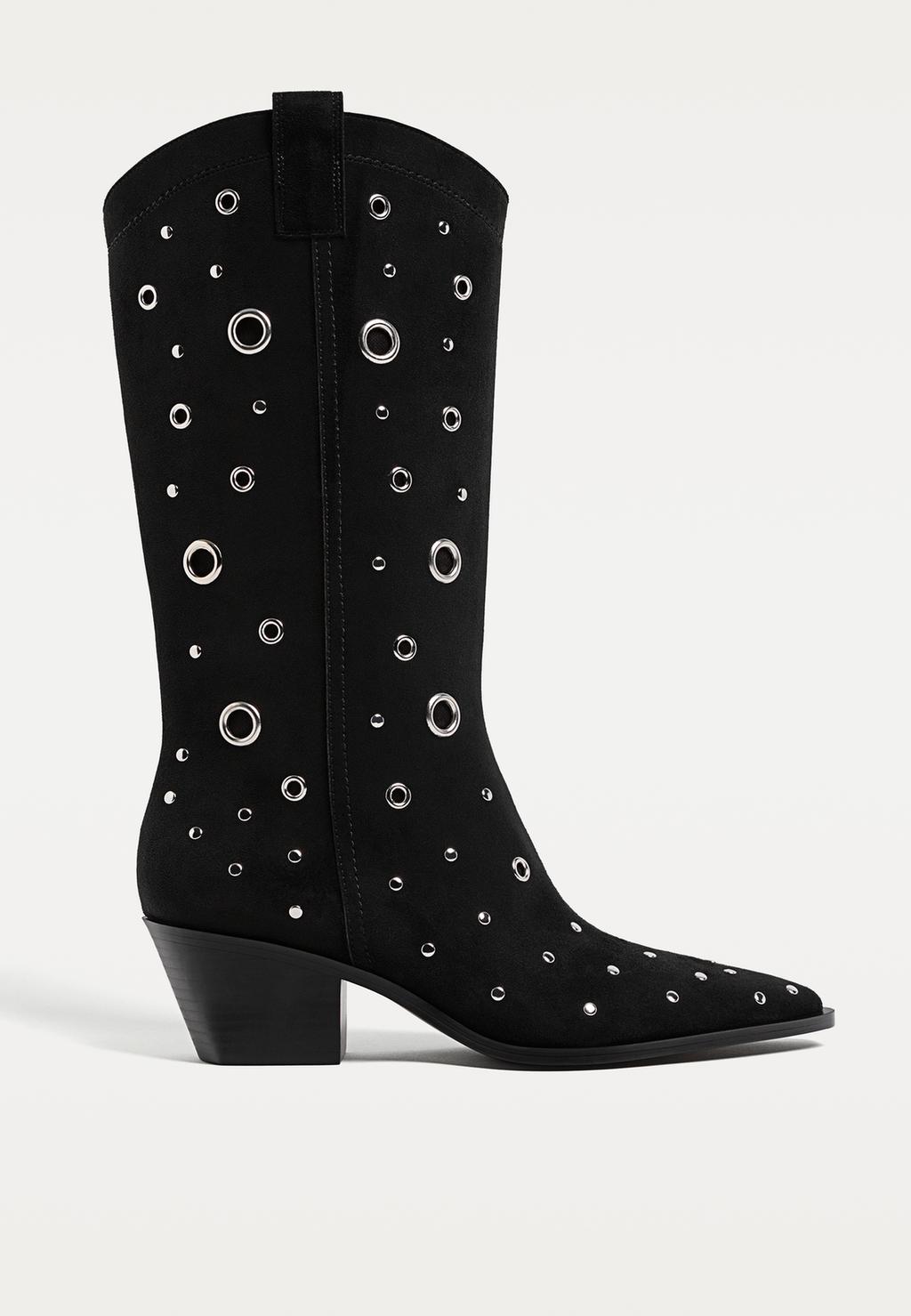 High-heel ankle boots with eyelets