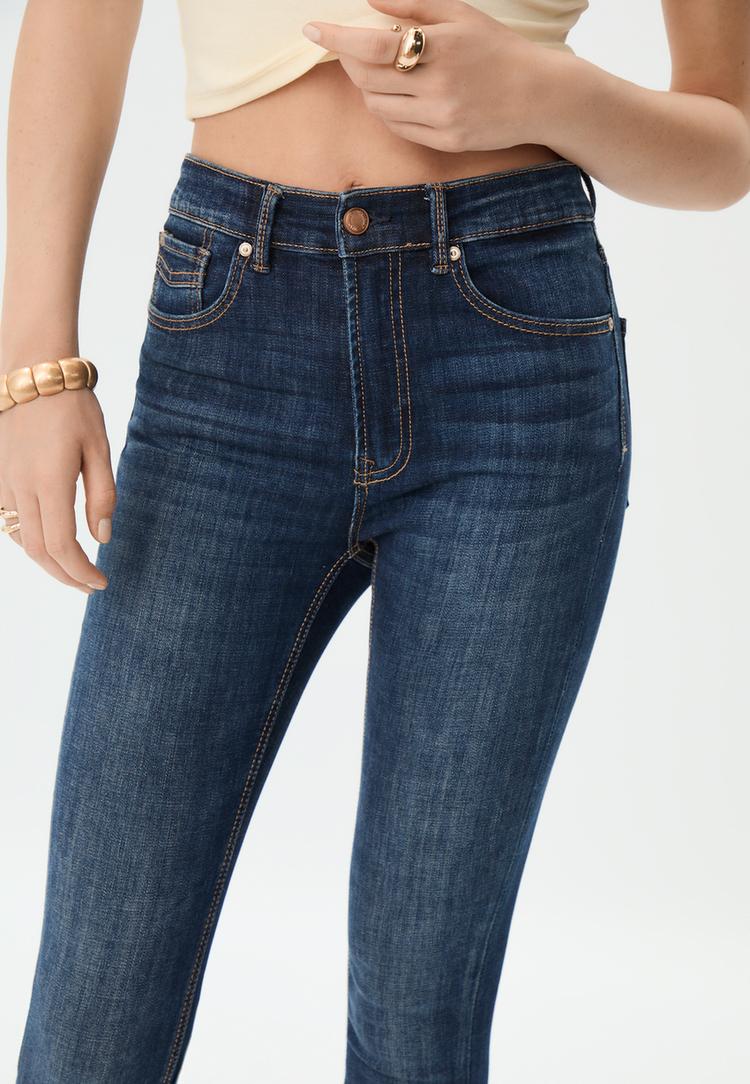 d07-regular-waist-jeans-im-skinny-fit