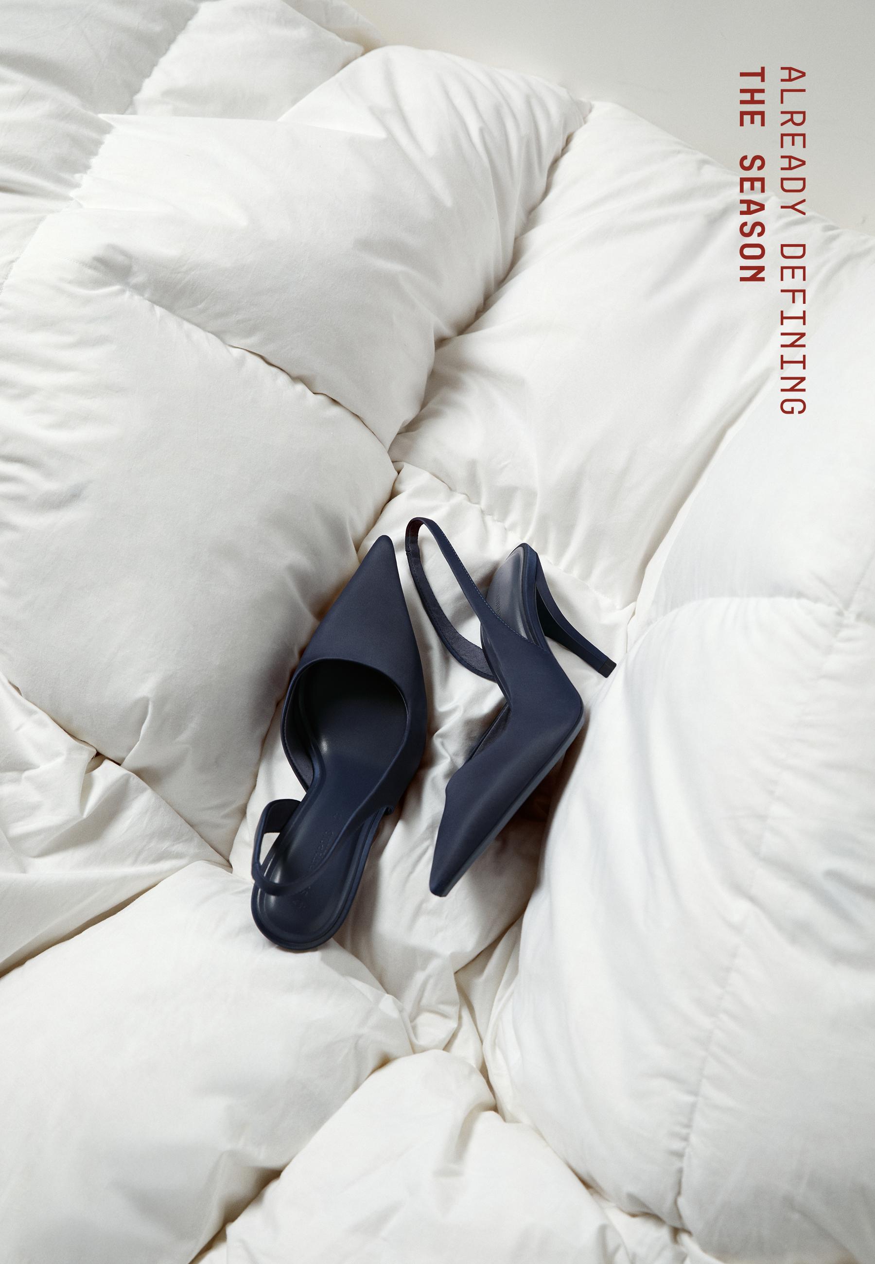 Satin effect heeled shoes — BLUE