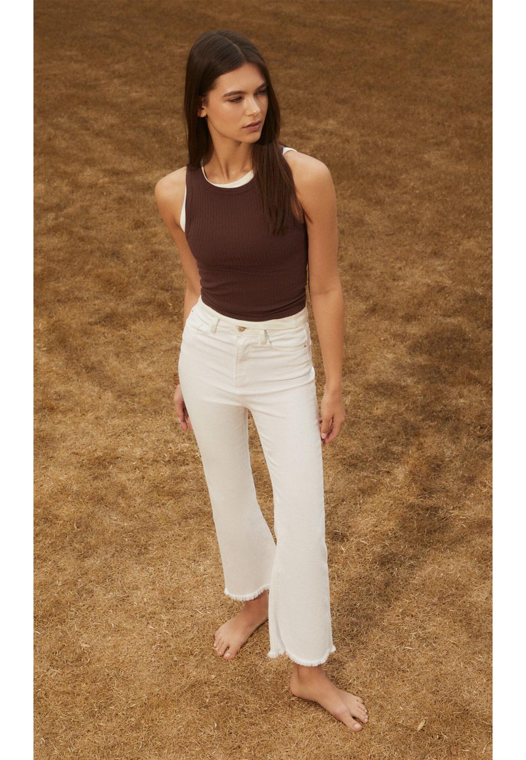 D78 cropped flared jeans