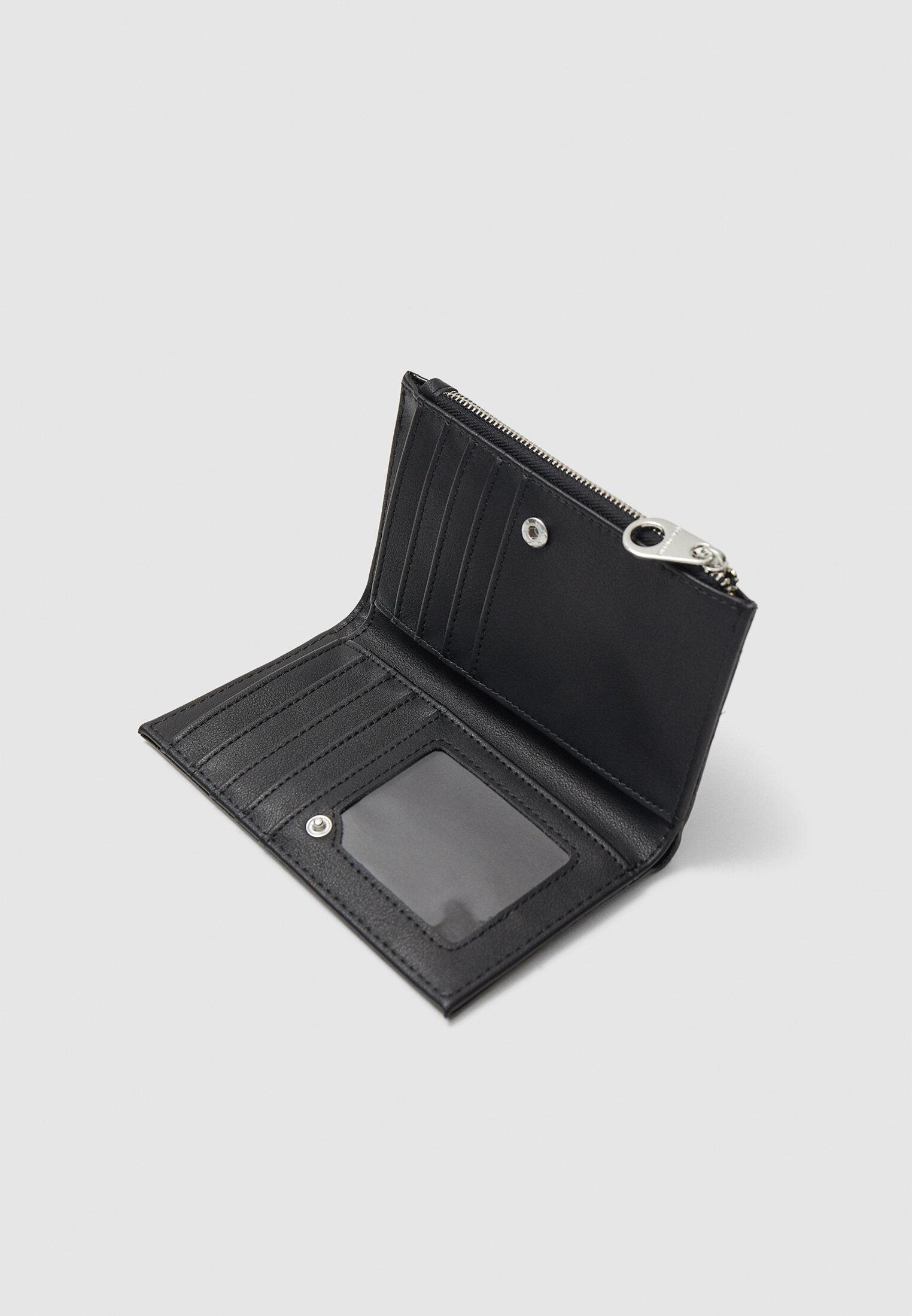Basic mock croc purse — Black