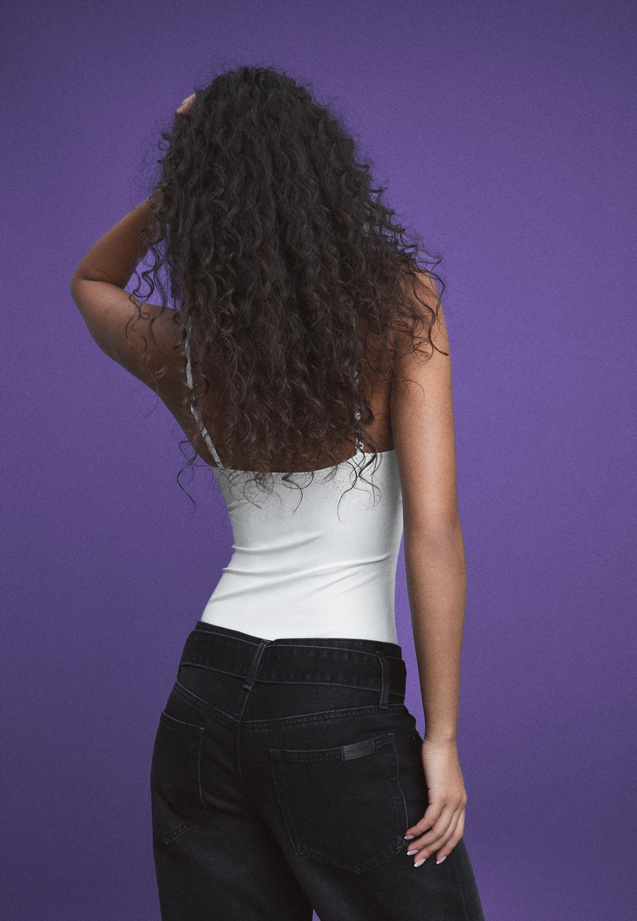 Sculpt cups bodysuit — Ecru