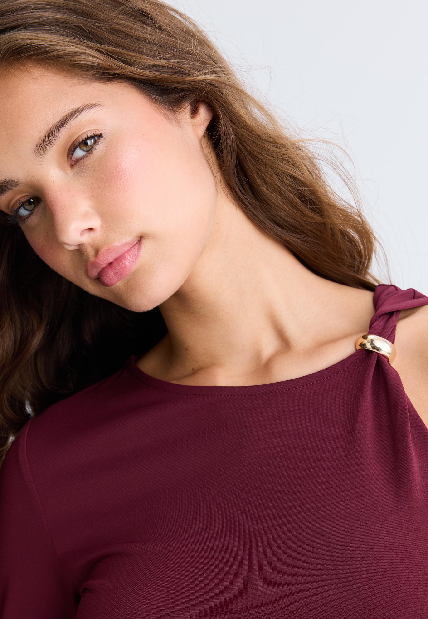 Asymmetric T-shirt with metal buckle — Purple