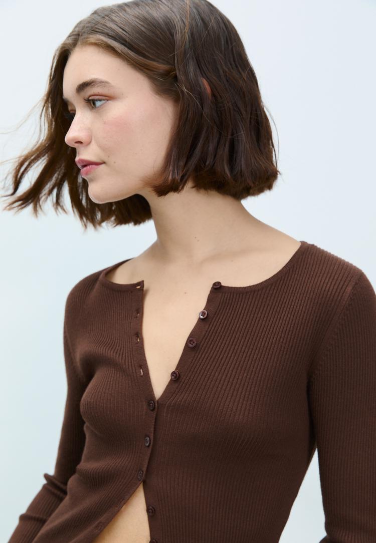 cardigan in maglia cannete con bottoni