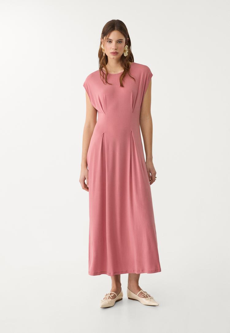 vestido midi pliegues manga corta
