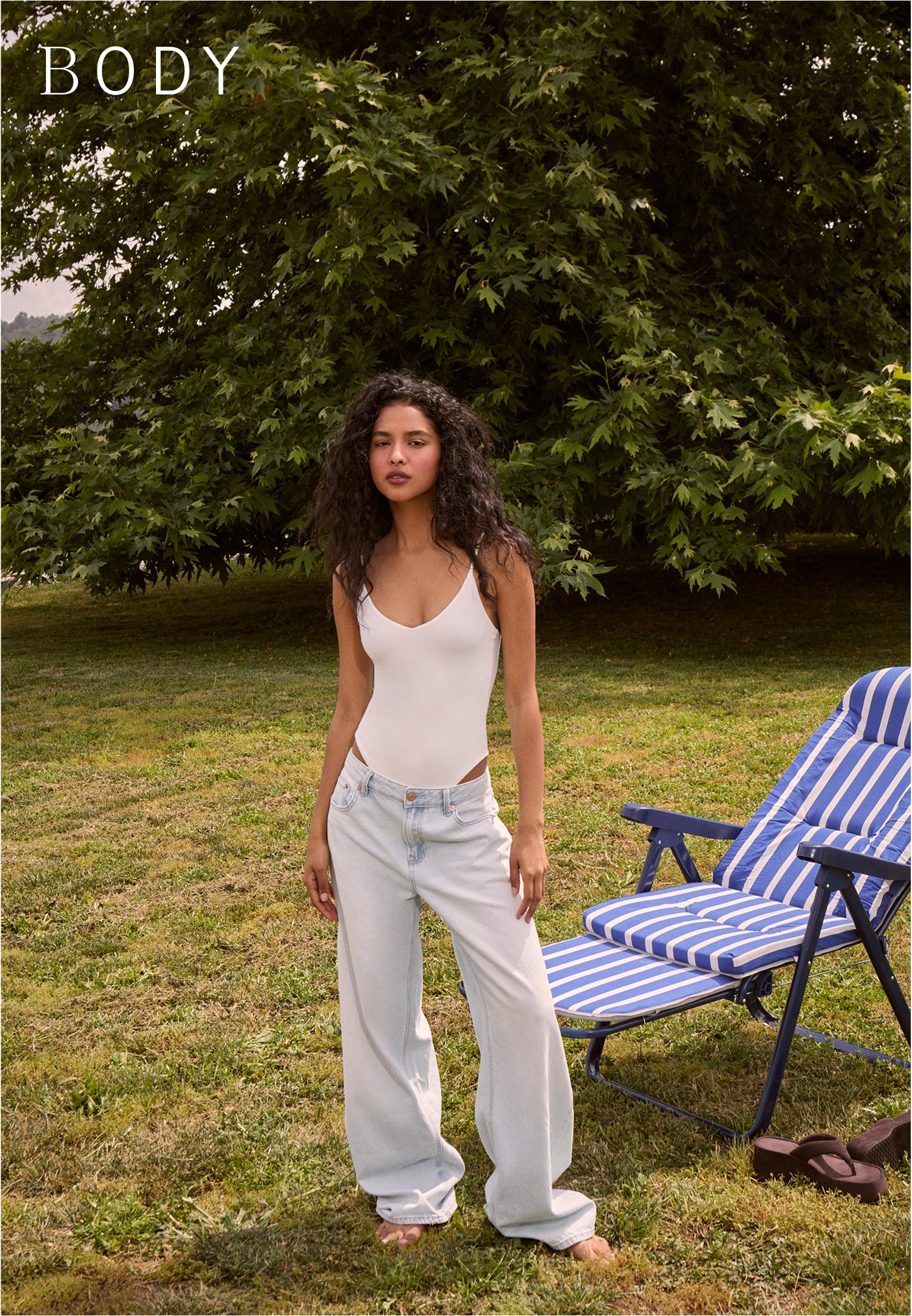 V-neck strappy bodysuit — Ecru