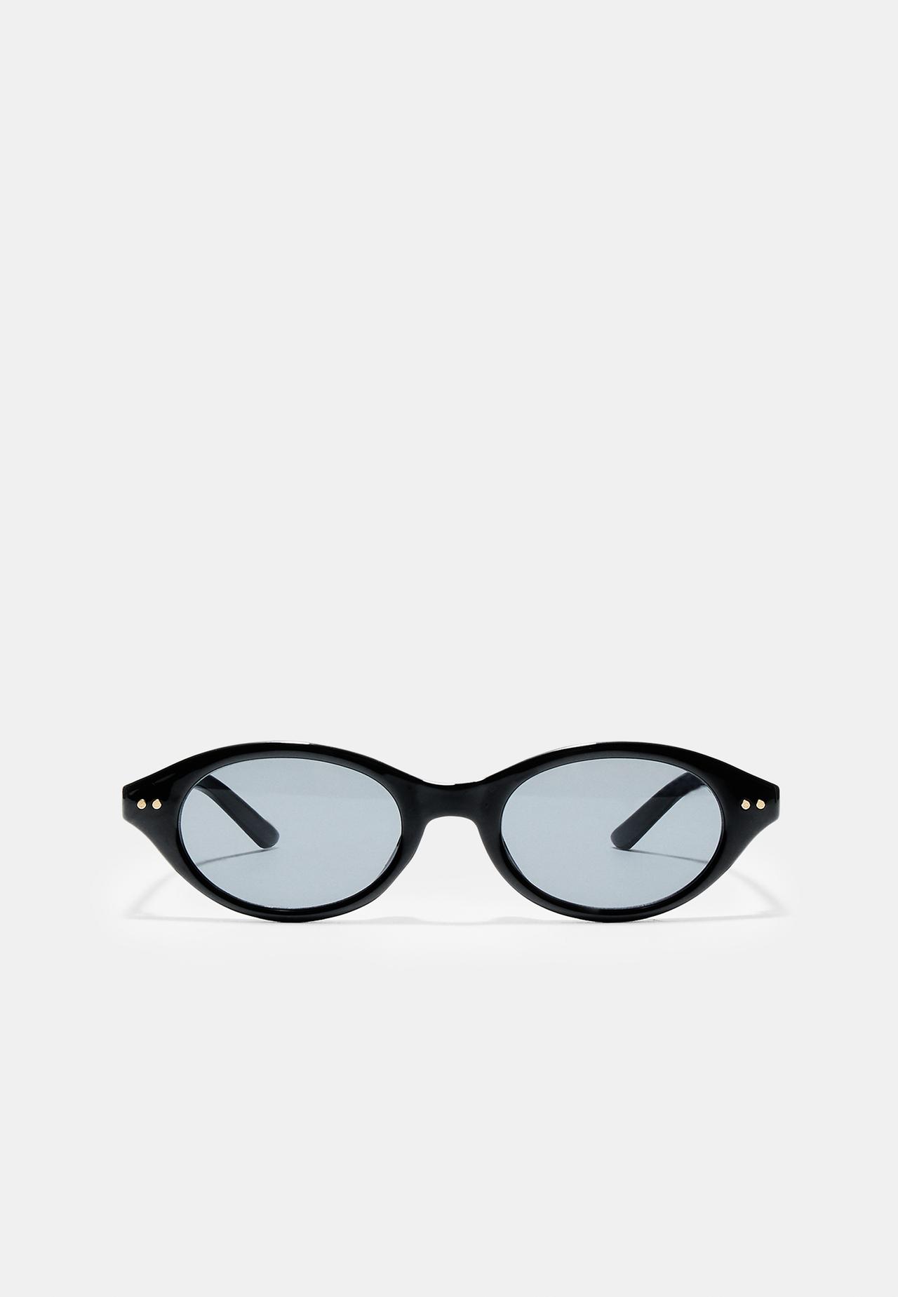 Oval sunglasses — Black