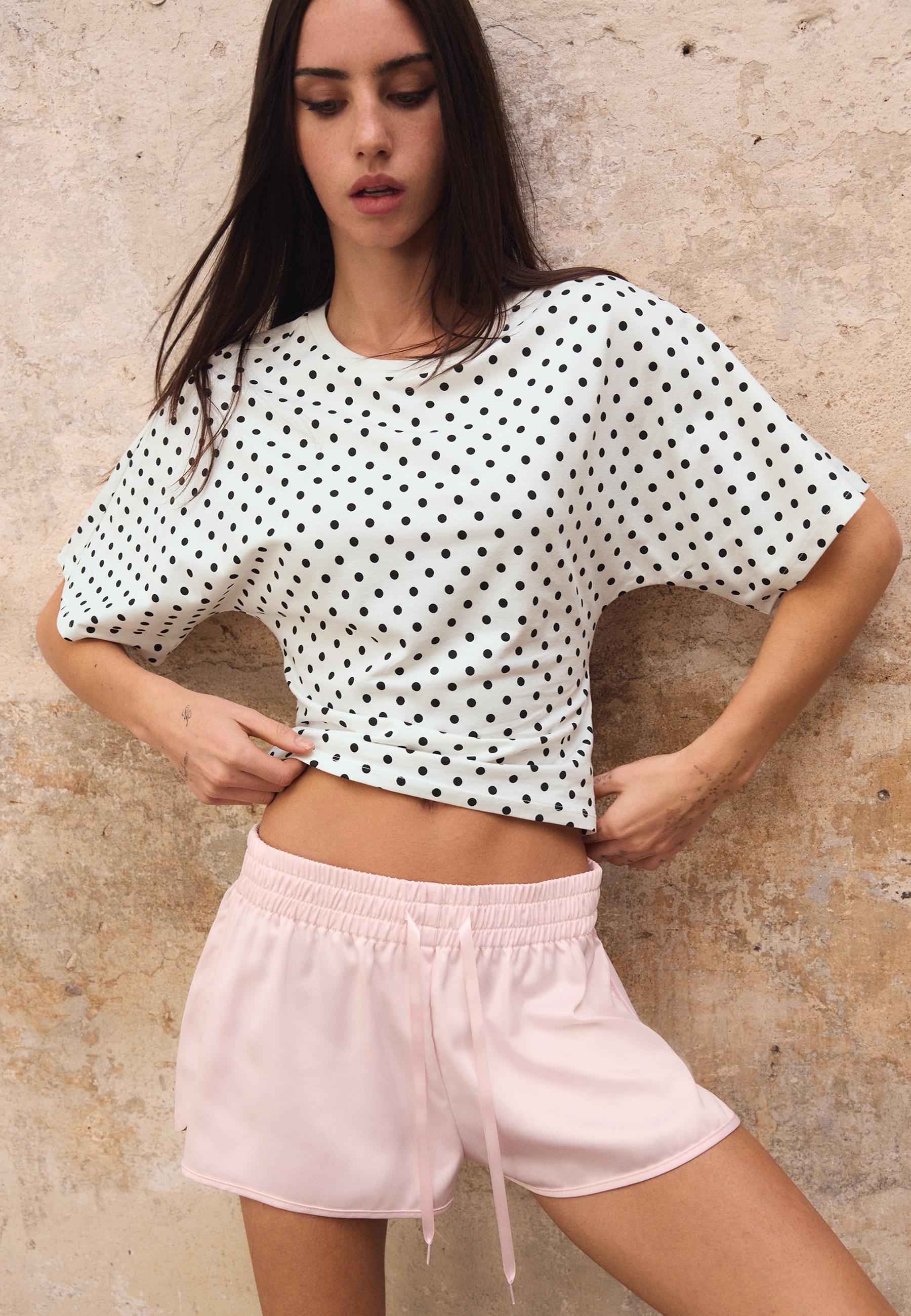 Satin mini shorts — Pastel pink