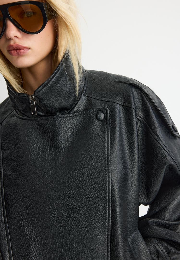 Stradivarius Oversize Biker Τζάκετ Με Όψη Δέρματος Μαύρο S