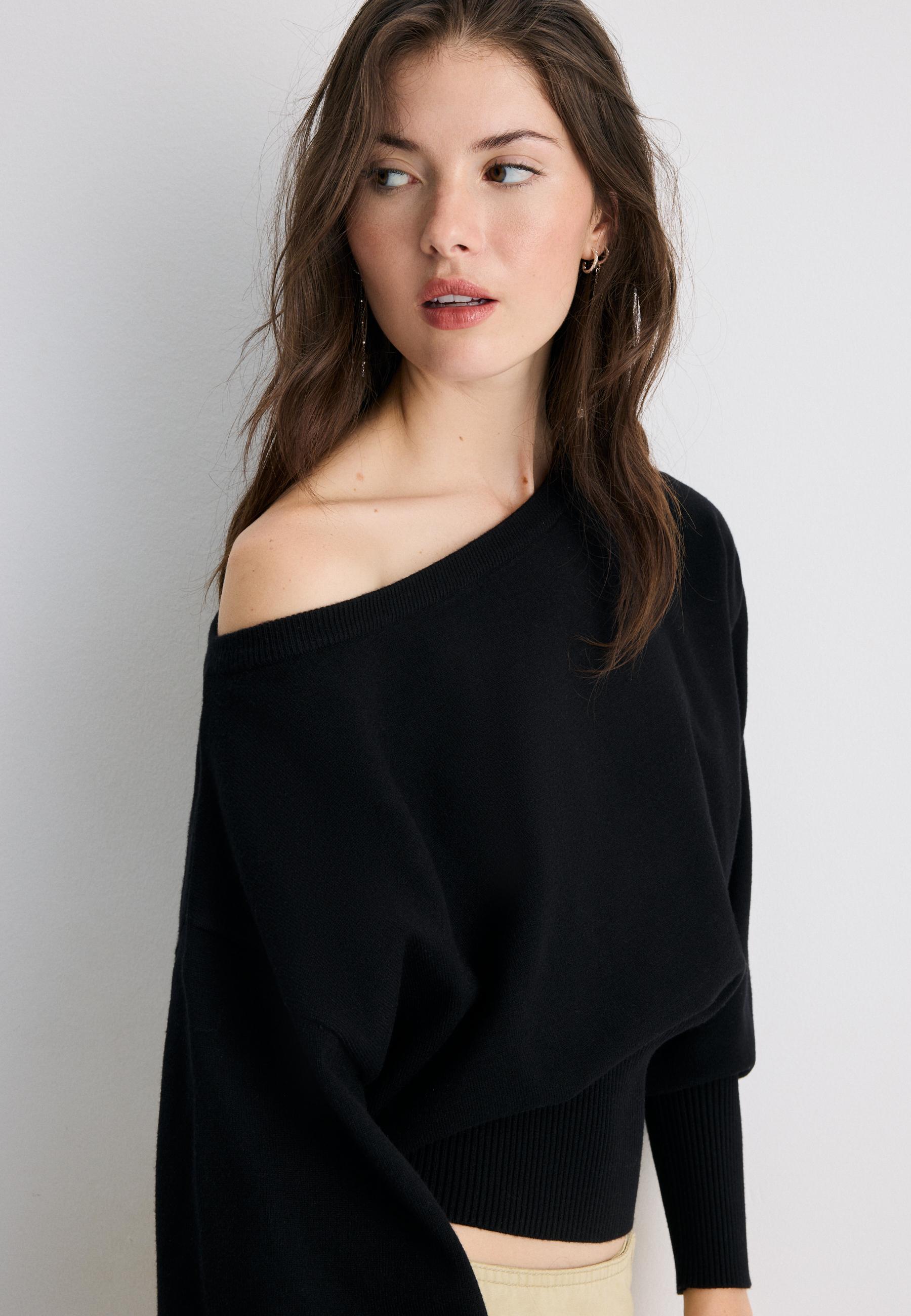 Asymmetric ribbed hem knit jumper — Black