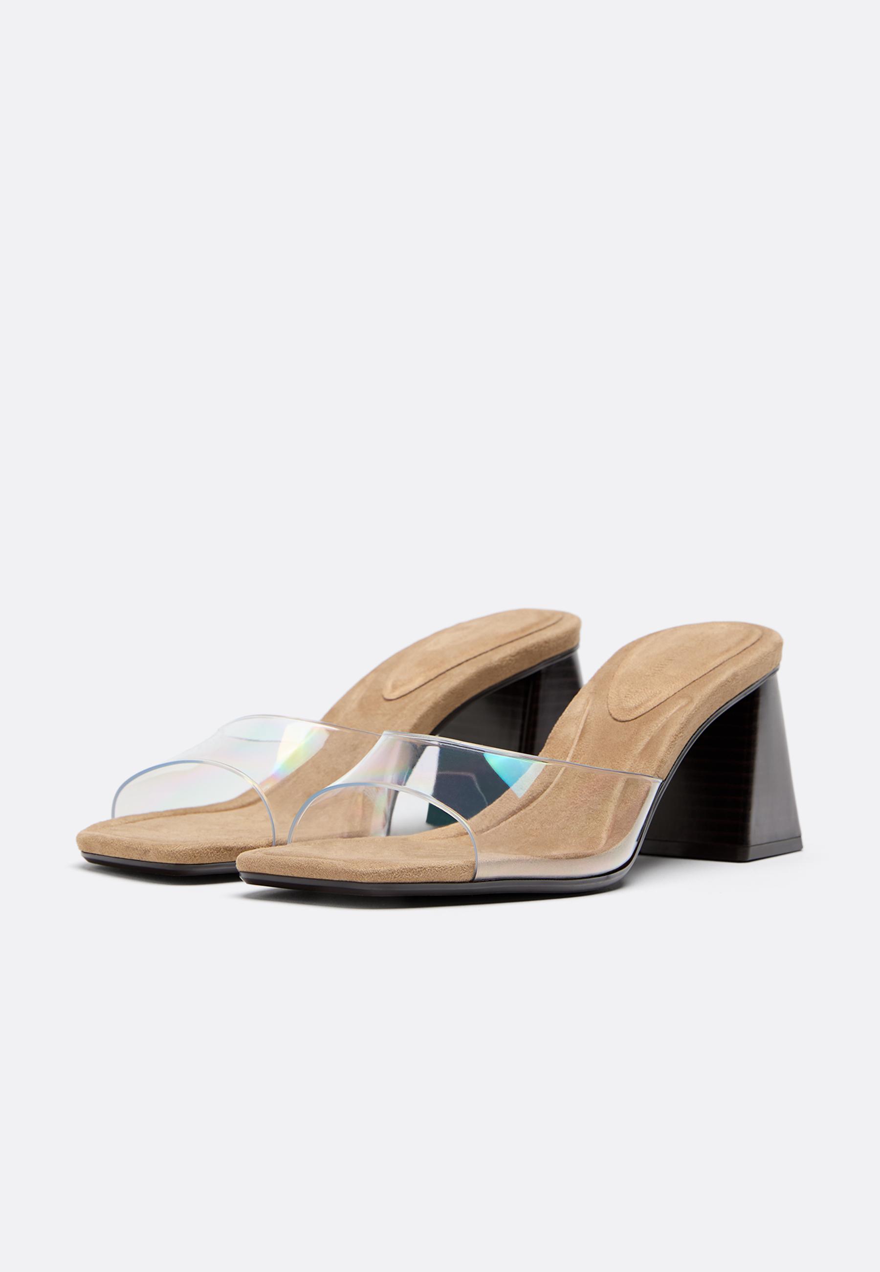 Vinyl block heeled sandals — BEIGE