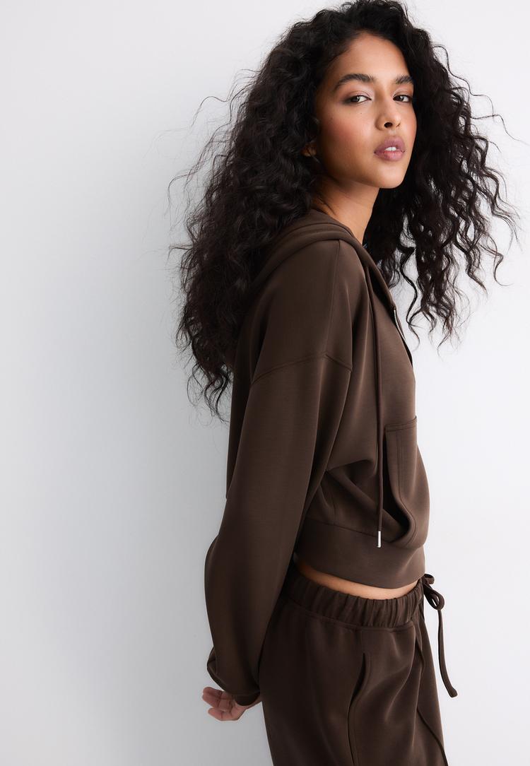 Stradivarius Φούτερ Με Φερμουάρ Και Απαλή Υφή Καφέ L φωτογραφία