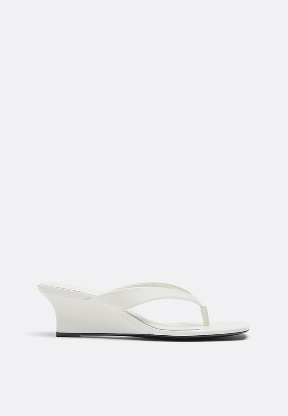 sandalias de cunha thong