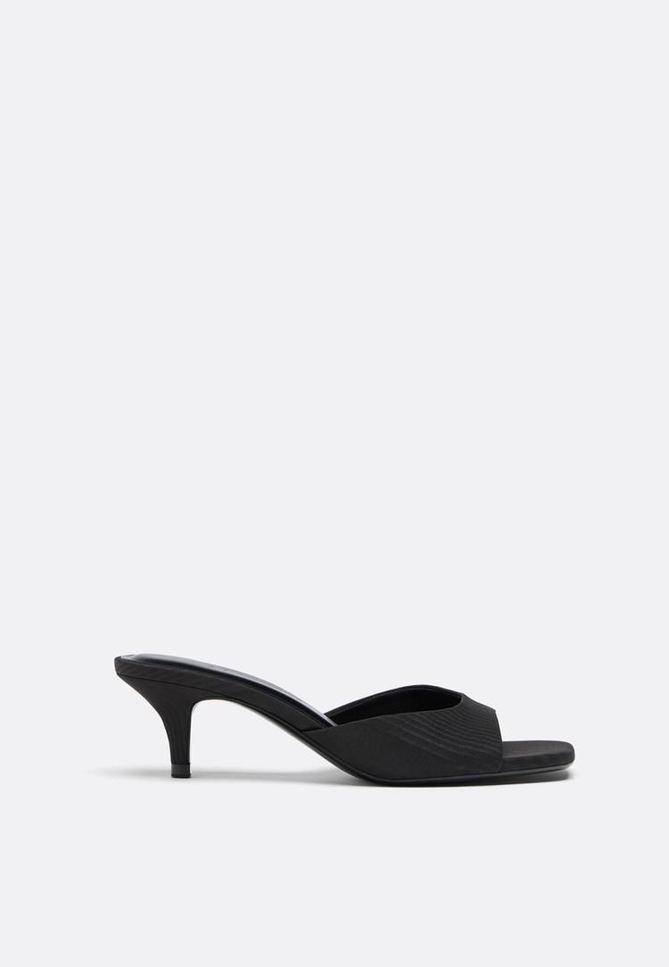 Stradivarius Mules Με Τακούνι Μαύρο 35