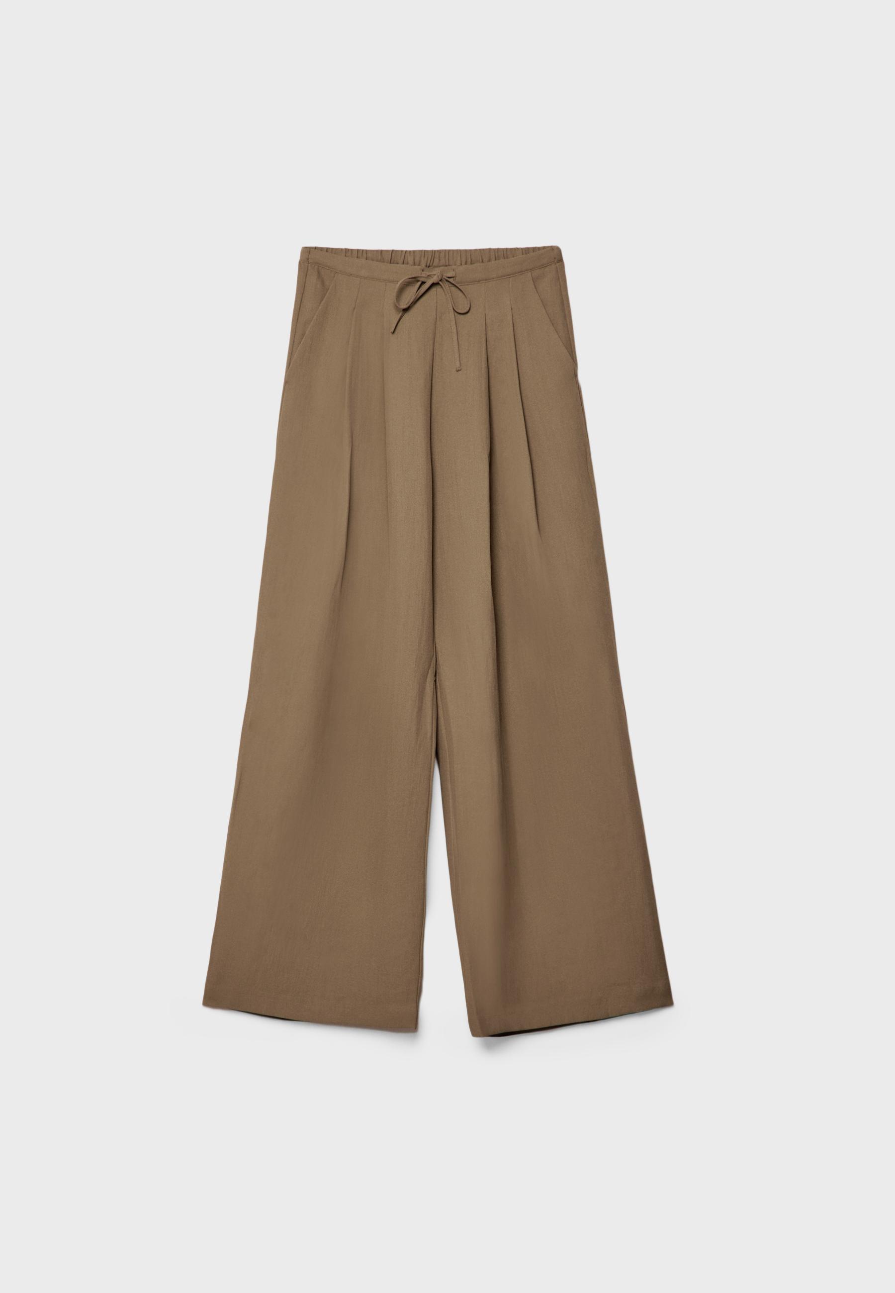 【SATIIIZ】Faudir nylon string pants Spodnie ze sznurkiem i fakturą - Moda damskie | Stradivarius