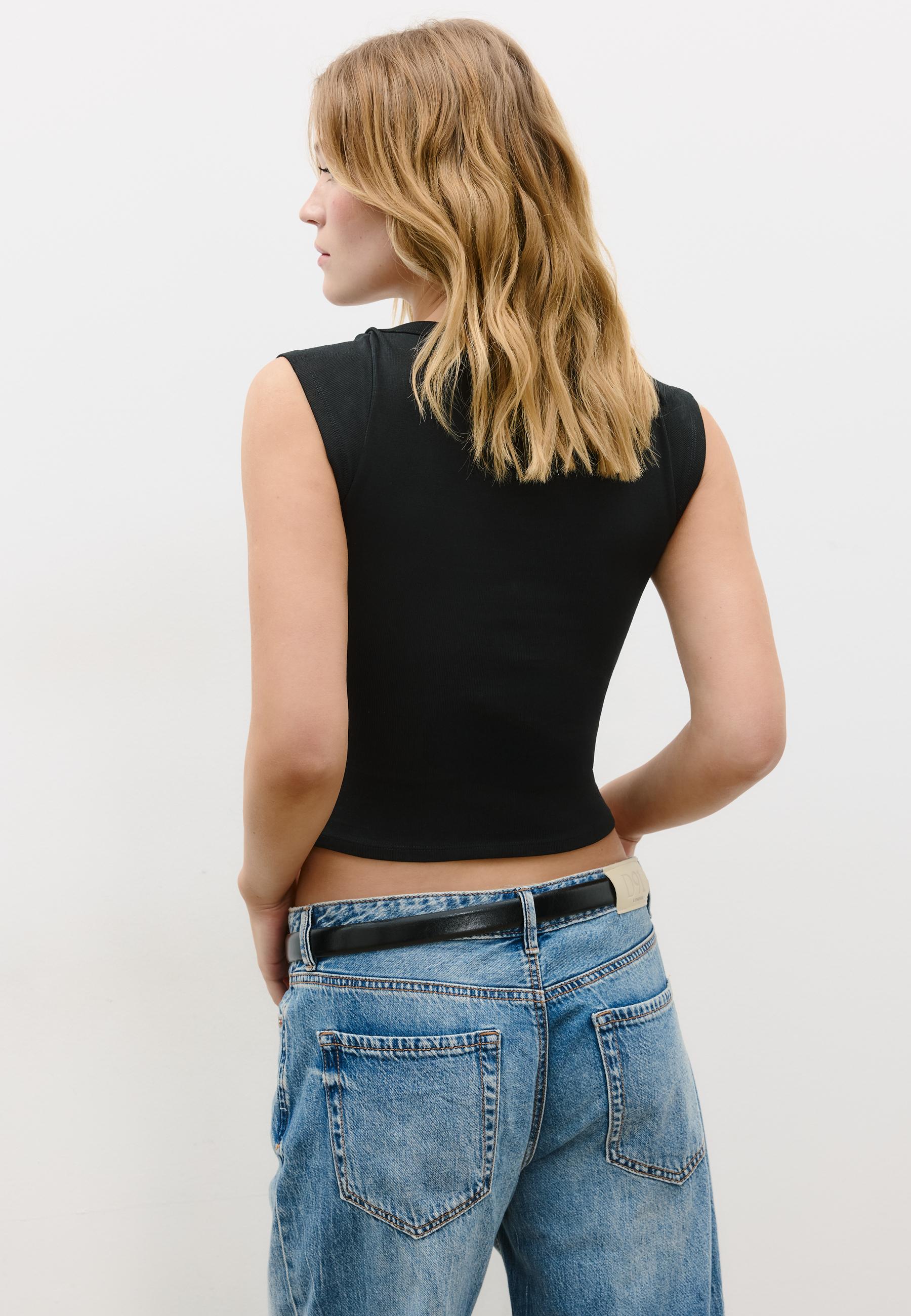 Basic boat neck T-shirt — Black