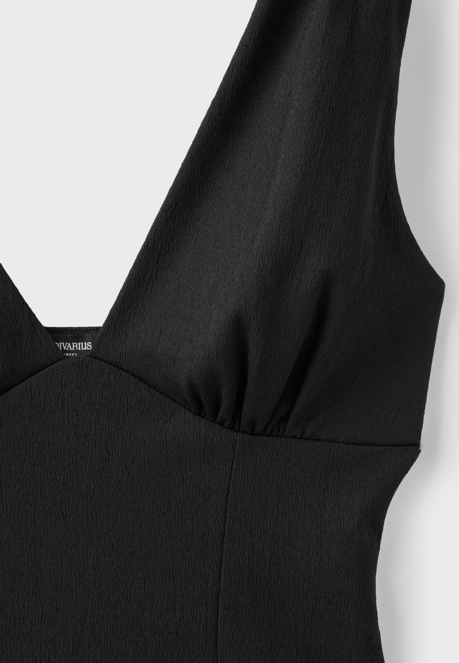 Fitted wide-strap top — Black