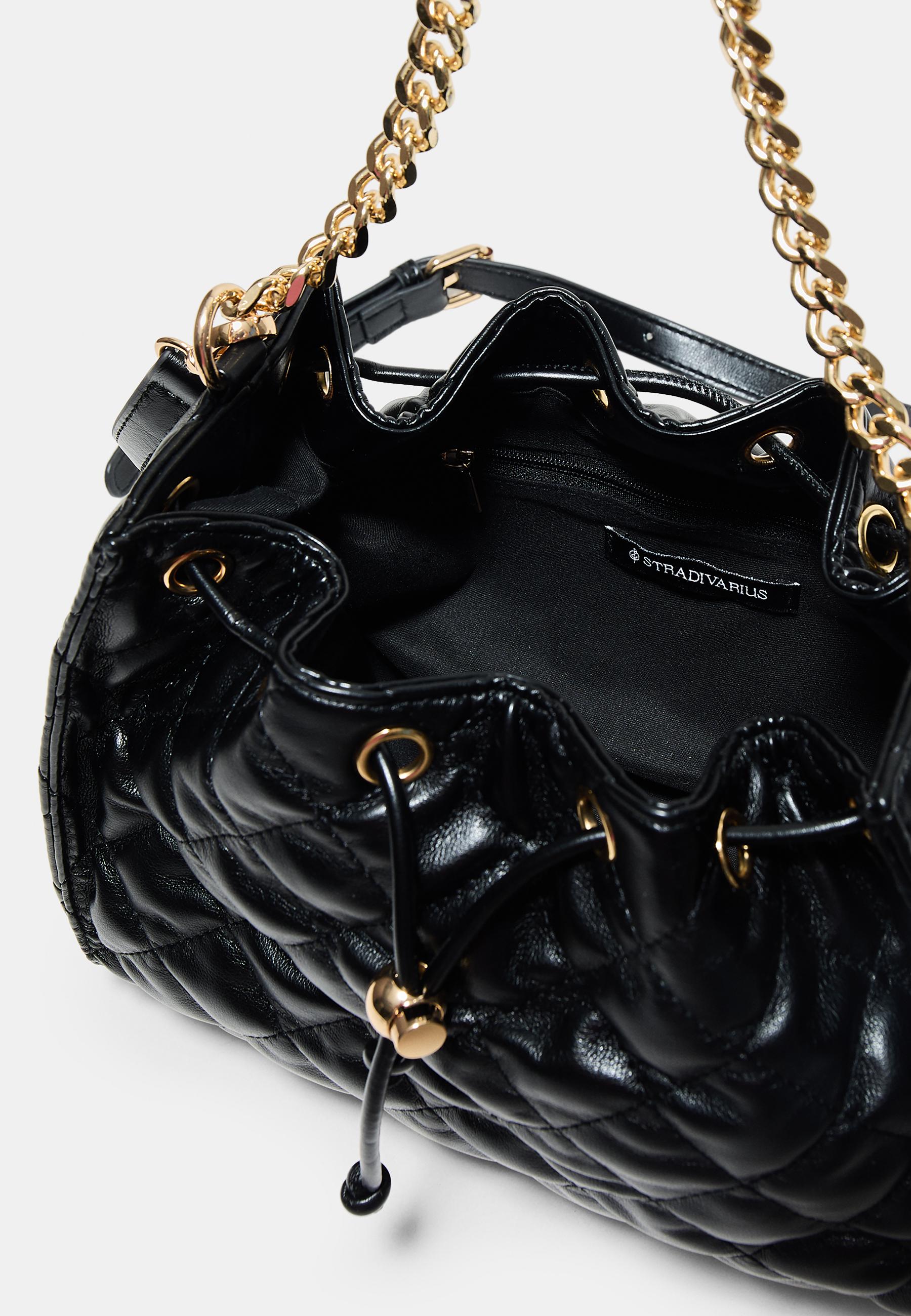 Quilted gathered shoulder bag — Black
