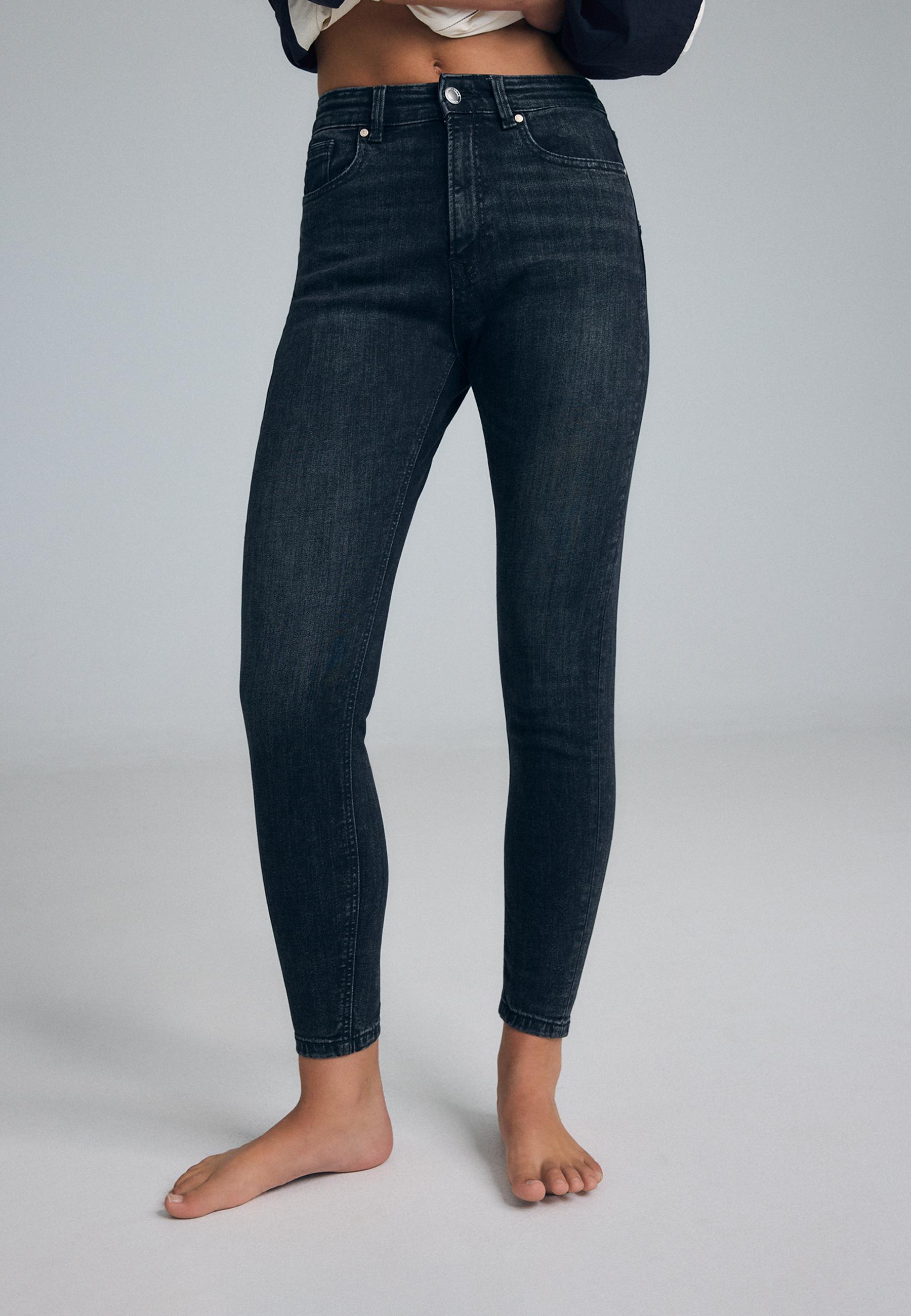 Stradivarius D09 Τζιν Παντελόνι Skinny Super High Waist Ξεβαμμένο Μαύρο 36