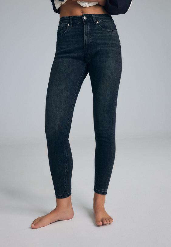 d09 skinny fit jeans met superhoge taille