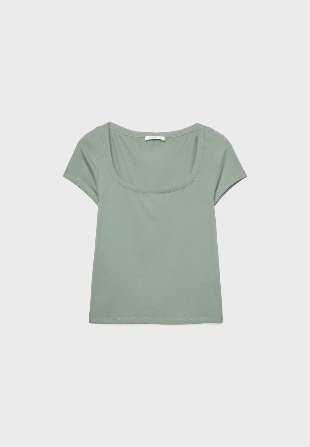 Camiseta escote cuadrado