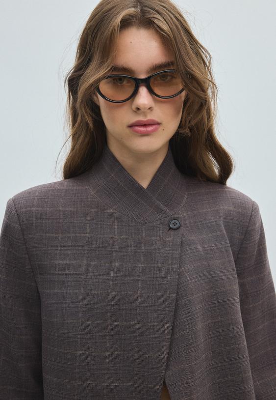 Stradivarius Asymmetric Check Blazer Beige M