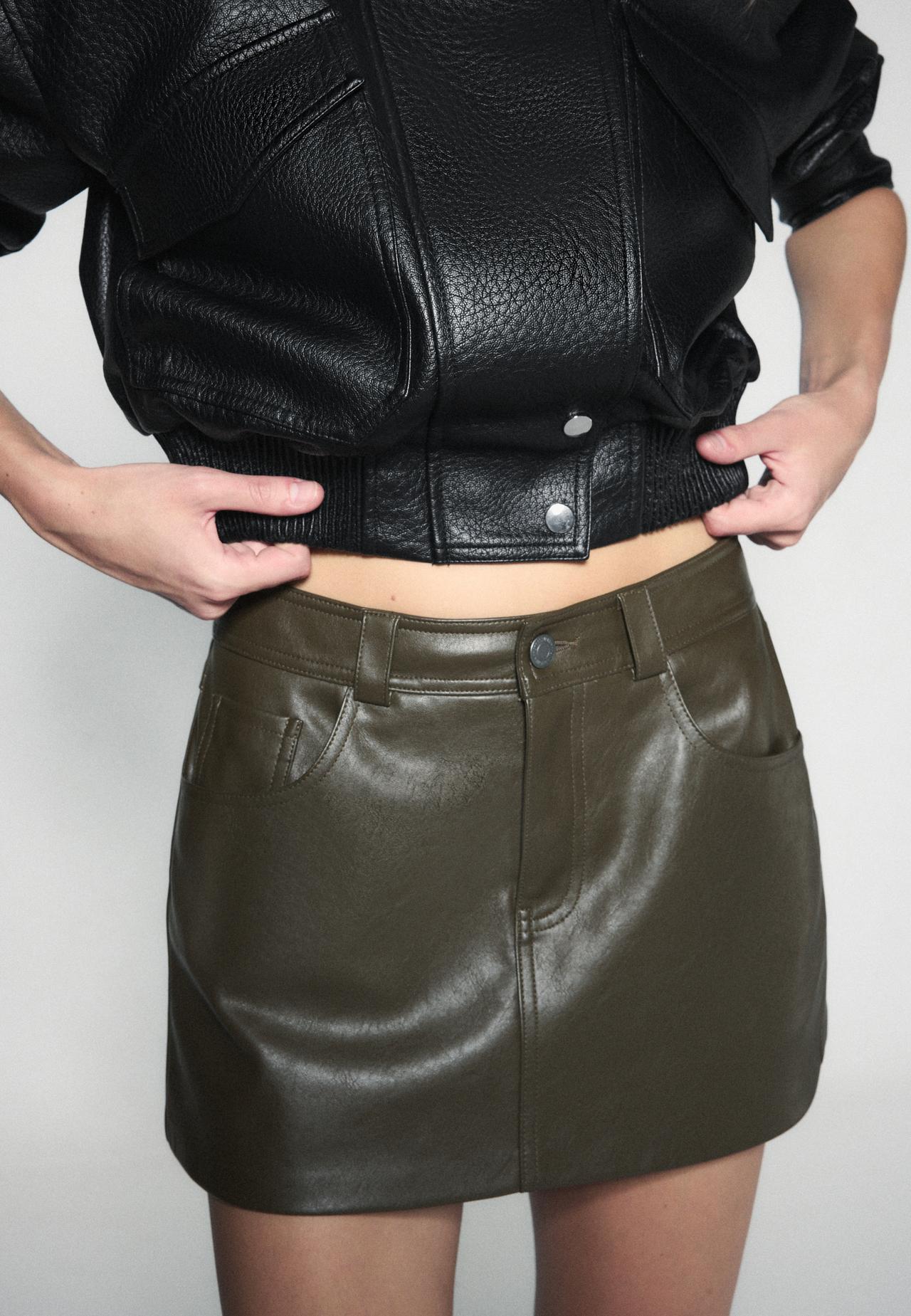 D62 leather effect skort — Khaki