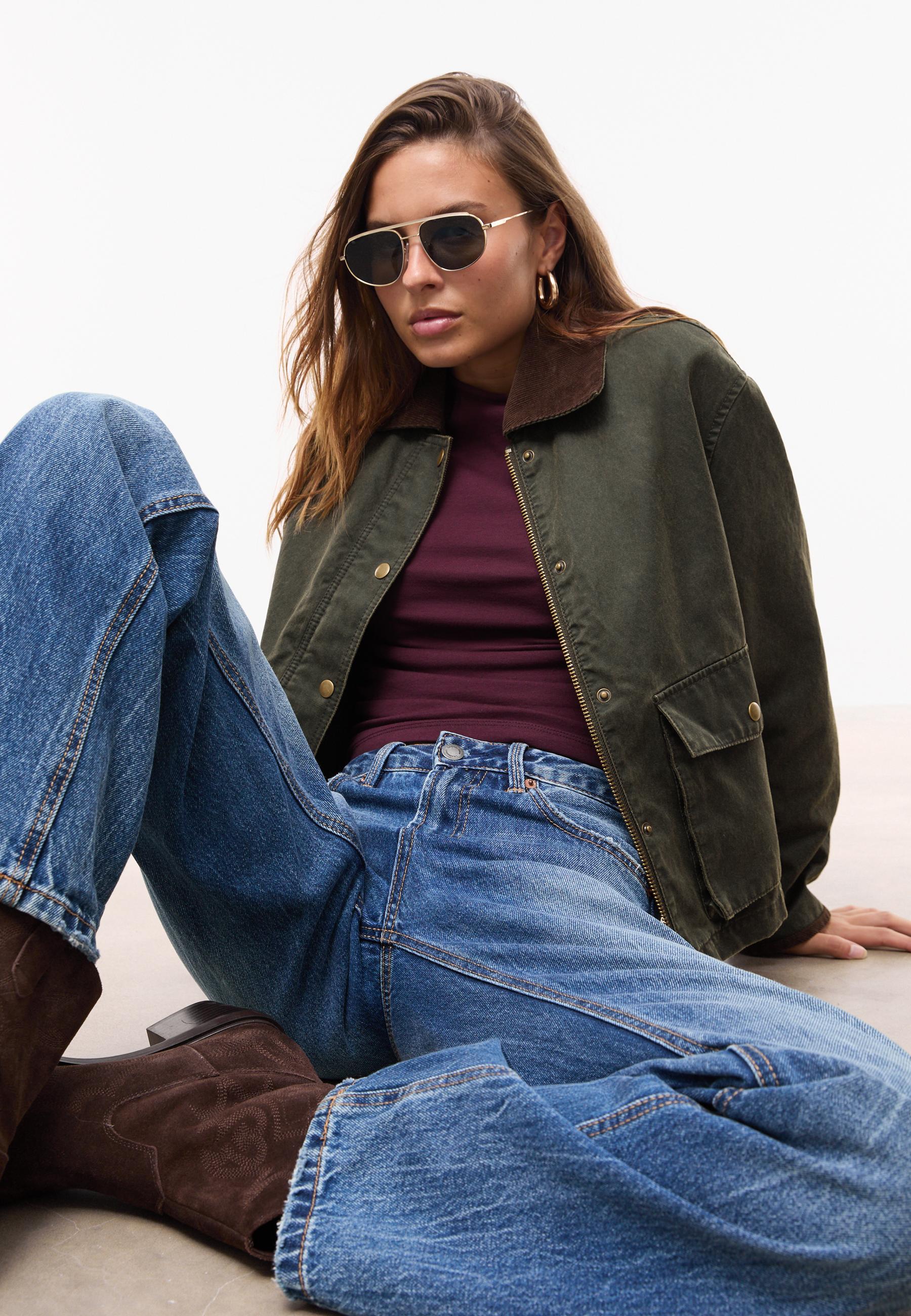 Contrast short waxed parka - Women's fashion | Stradivarius United