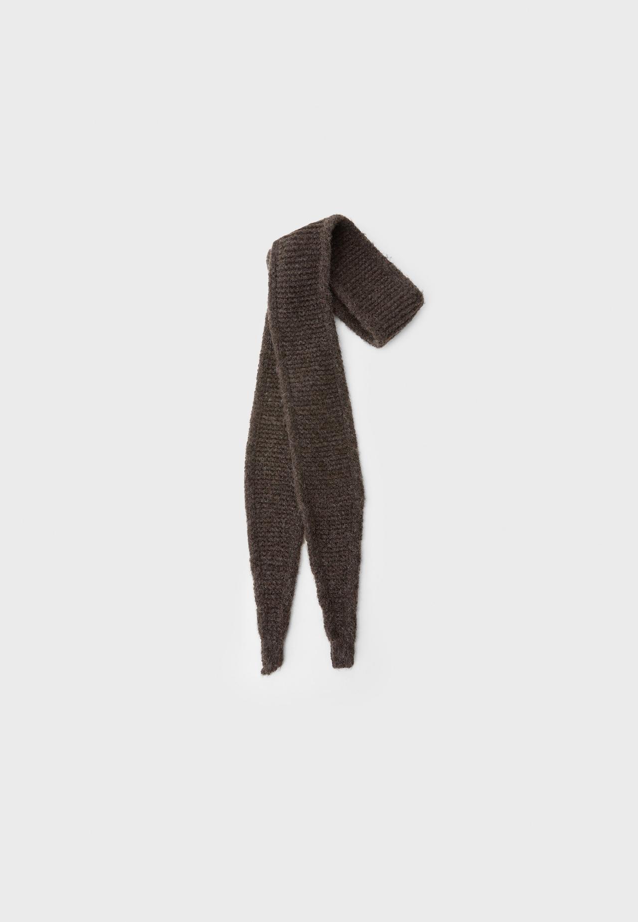 Triangular scarf — Brown
