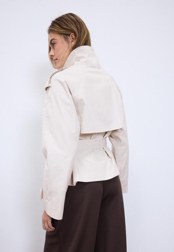 trench collo alto cintura