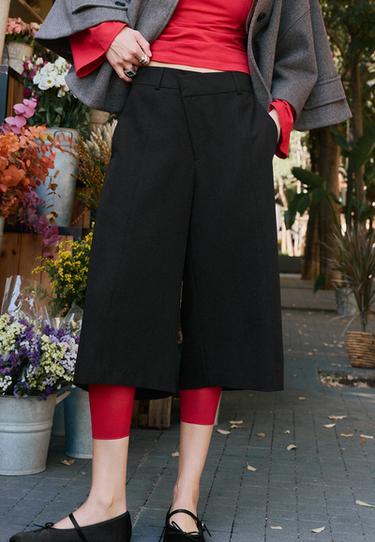 Cross-waist smart Bermuda shorts — Black 3