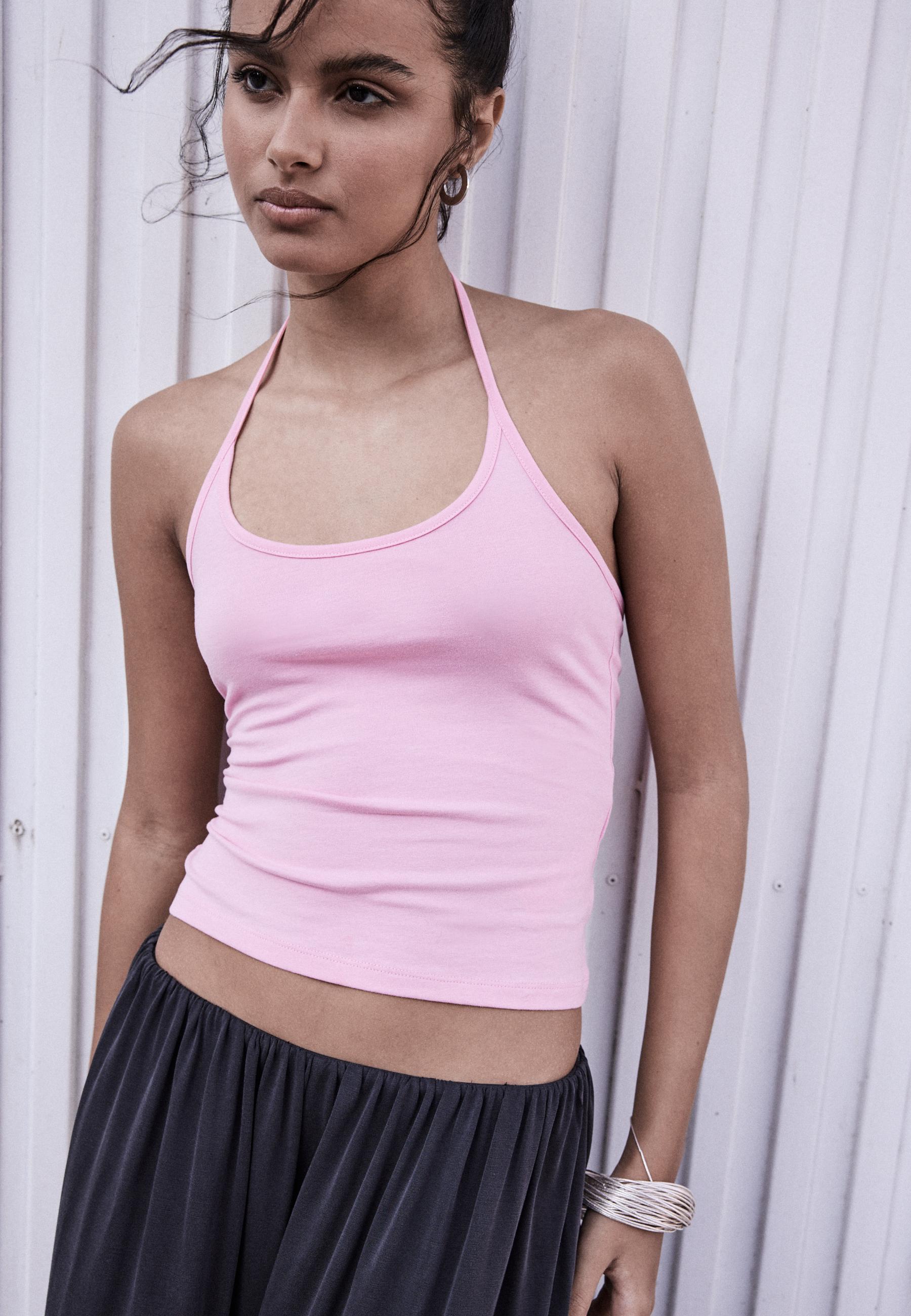Knit halter top — Bubblegum pink
